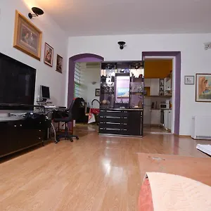 Epicenter Apartamento