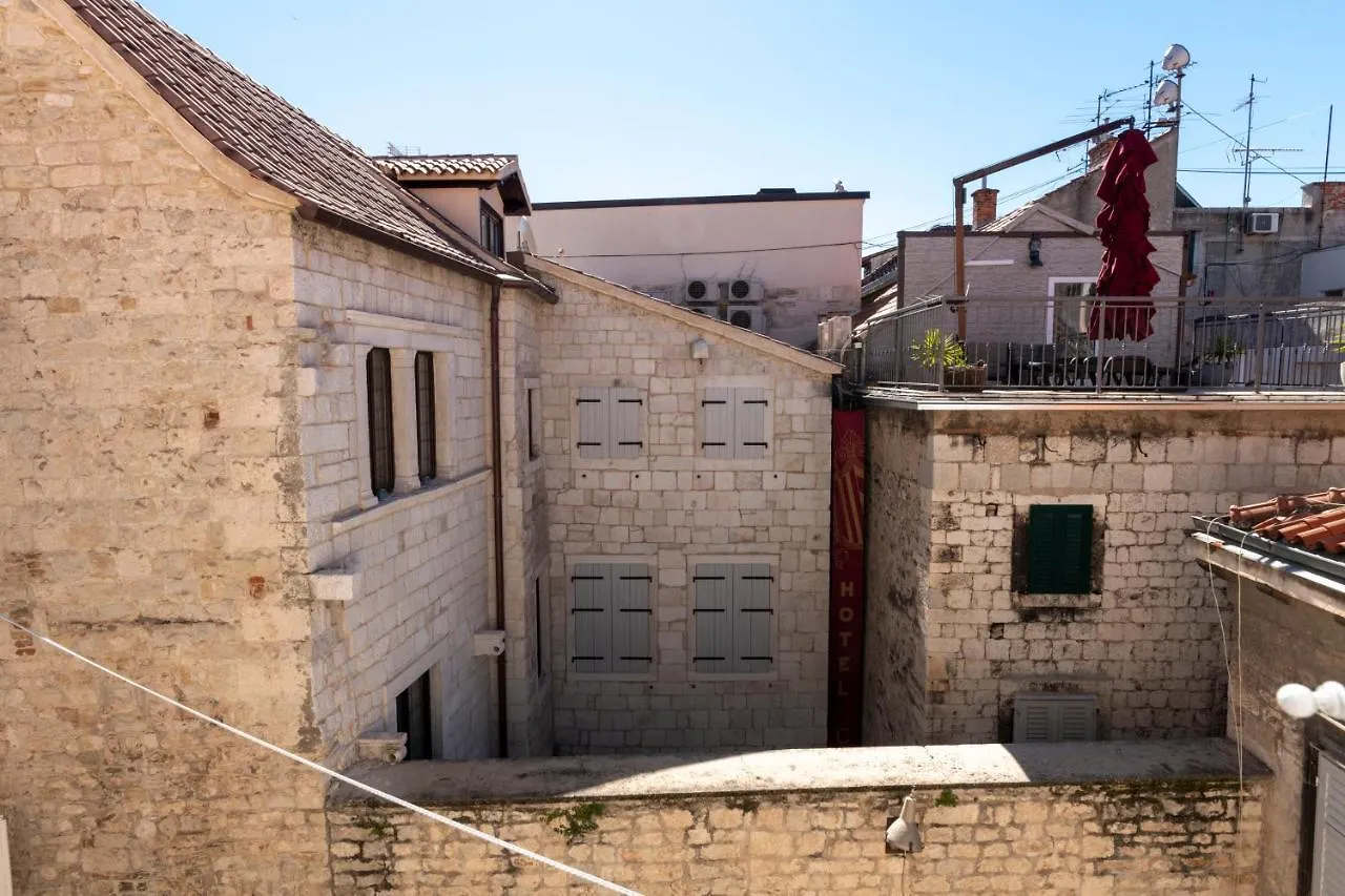 Gothic Palace Heritage Split 4*,  Croacia